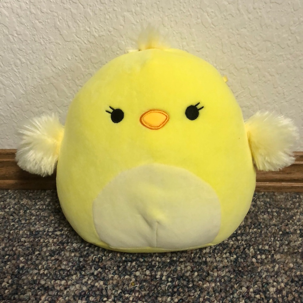 Squishmallow 8 in Aimee